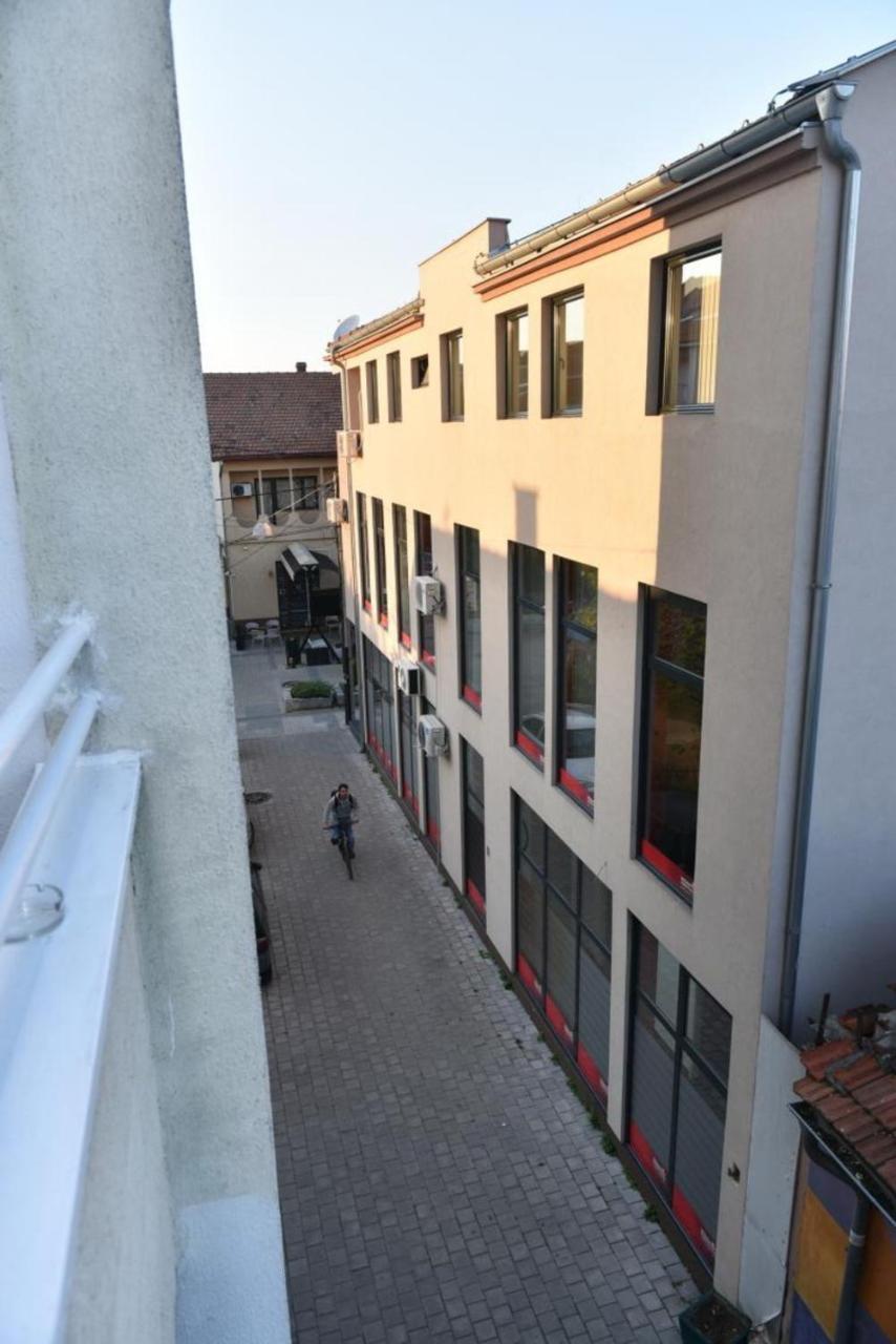 Promenada Apartmani Kruševac Kültér fotó
